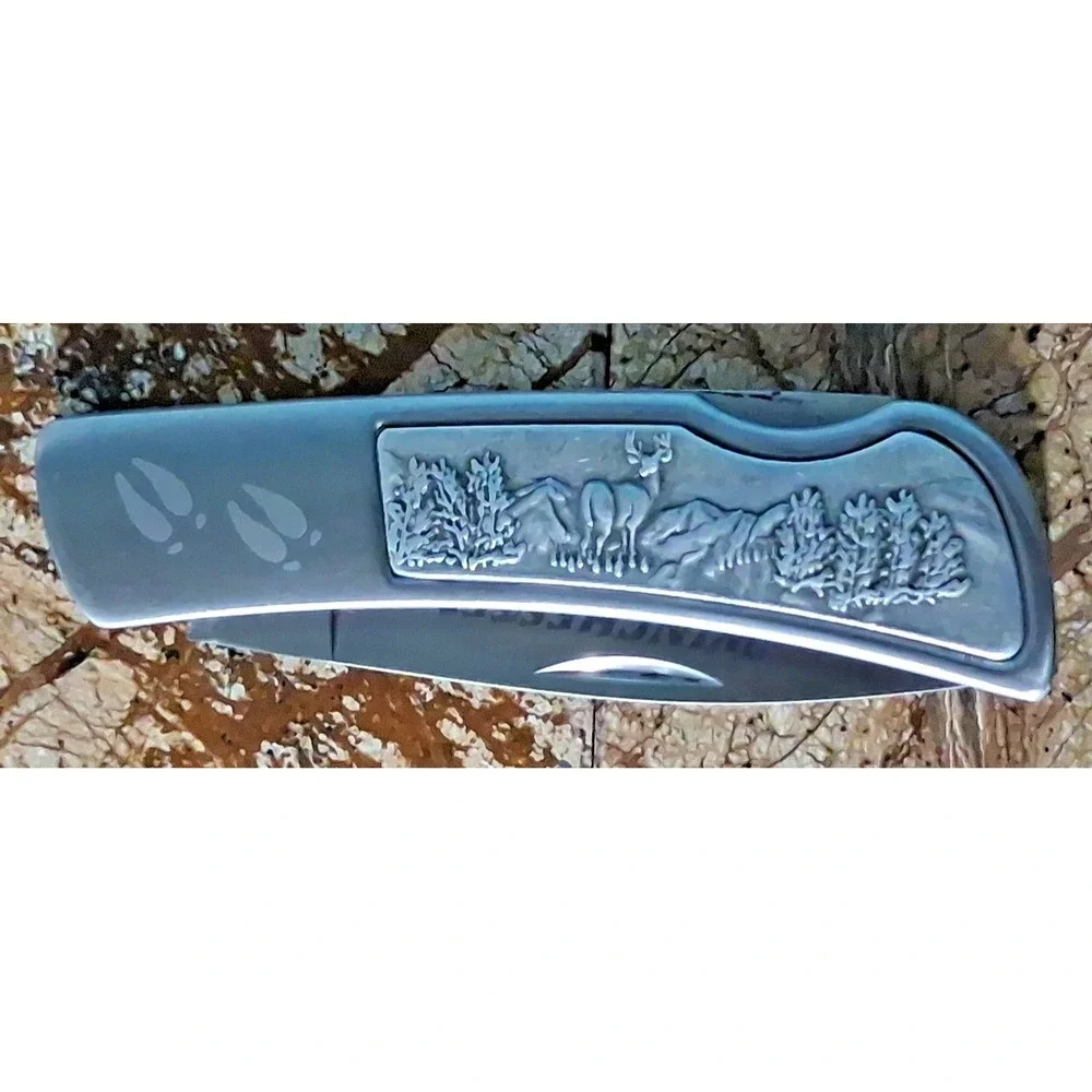 2008 Winchester Lockback Knife Buck Relief Engraved Style